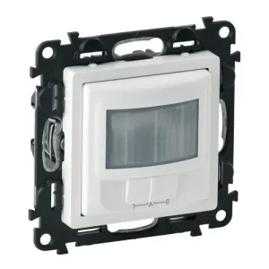 ValenaLife mozgásérzékelő falba 2-vezetékes 8m/előre 120° PIR 250W 230V fehér IP40 LEGRAND Bestseller