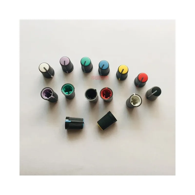 Végkiárusítás 14db SOUNDCRAFT EMX-24 professzionális keverőhöz EMX24-USB DSP Hangeffekt Műanyag Gomb kupak fedél