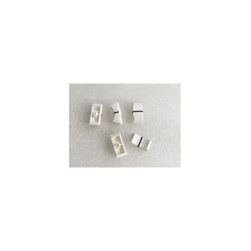 10db Fehér keverő Tompító Tábla Egyenes Csúszó Potenciométer / Fader kupak Fehér 4mm Nyomógomb /gomb kupak 4mm-es furat Vásárlói kedvenc